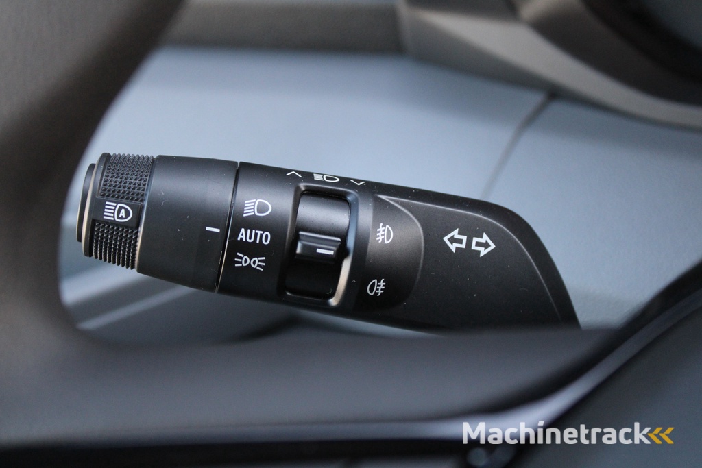 Renault Master T35 2.0 dCi 170pk L2H2 Extra - 2x Schuifdeur - Navigatie - Blind Spot - Camera - Stoelverwarming - Verwarmde voorruit - Rijklaar