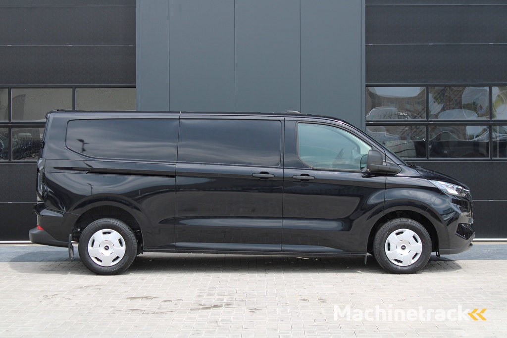 Ford Transit Custom 320 2.0 TDCI L2H1 Trend 136pk  - Carplay - Android - LED koplampen - Stoelverwarming - 70l tank - Rijklaar