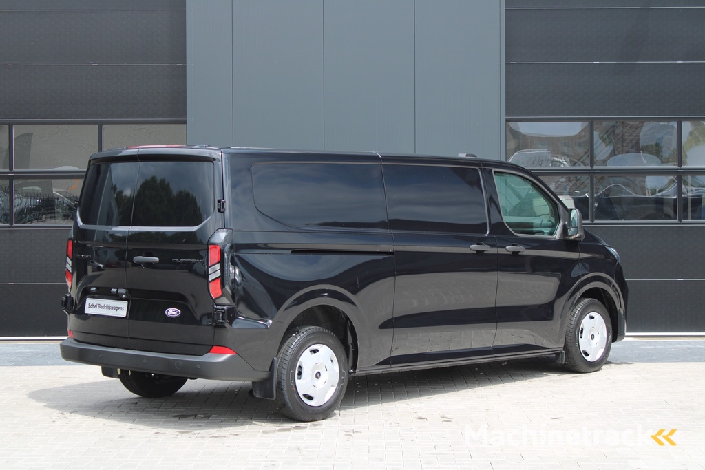 Ford Transit Custom 320 2.0 TDCI L2H1 Trend 136pk  - Carplay - Android - LED koplampen - Stoelverwarming - 70l tank - Rijklaar