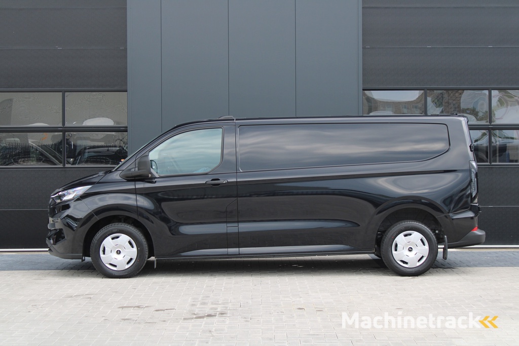 Ford Transit Custom 320 2.0 TDCI L2H1 Trend 136pk  - Carplay - Android - LED koplampen - Stoelverwarming - 70l tank - Rijklaar