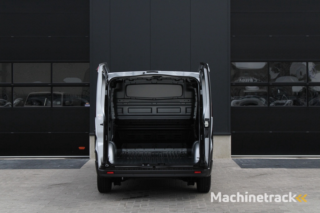 Renault Trafic 2.0 Blue dCi 130pk T29 L1H1 Advance - Navigatie - LED - Camera - Parkeersensoren - Rijklaar