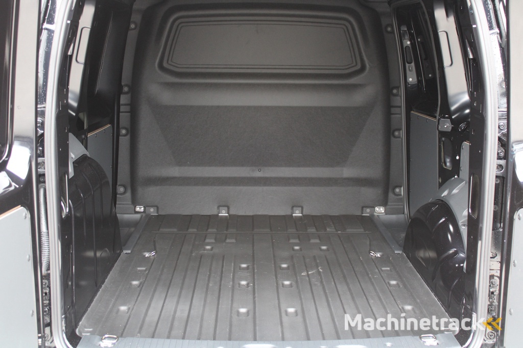 Volkswagen Caddy Cargo 2.0 TDI 122pk DSG7 - Carplay - Adaptive Cruise - Navigatie - Dig. cockpit - LED koplampen - Ergocomfort stoel - Stoelverwarming - Rijklaar