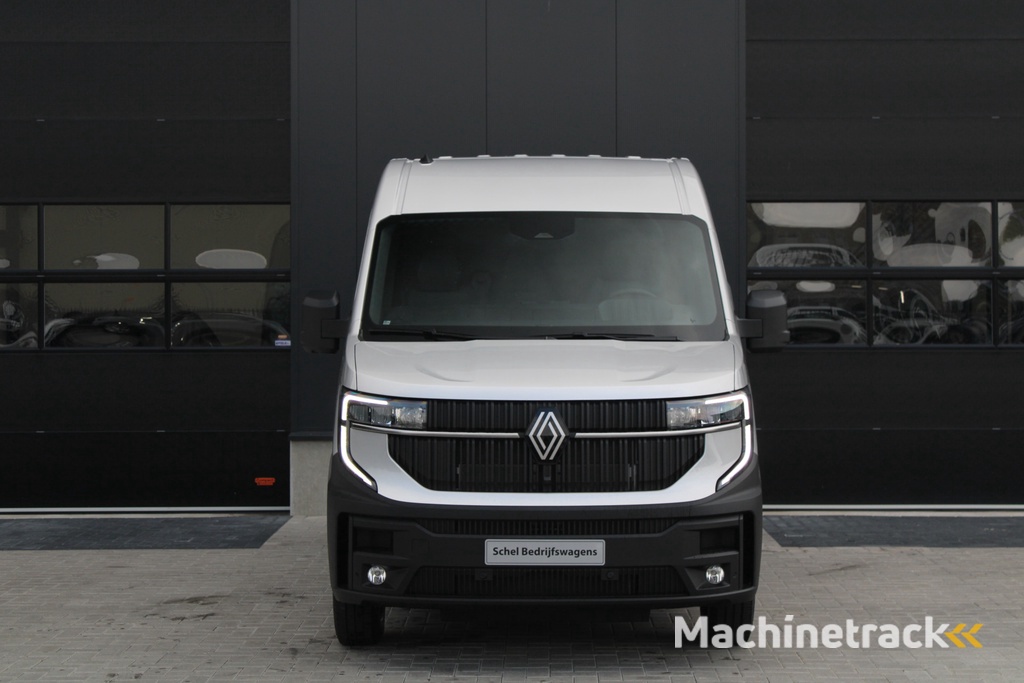 Renault Master T35 2.0 dCi 170pk L2H2 Extra - Navigatie - Camera - 270 gr deuren - Parkeersensoren - Draadloos laden - Rijklaar