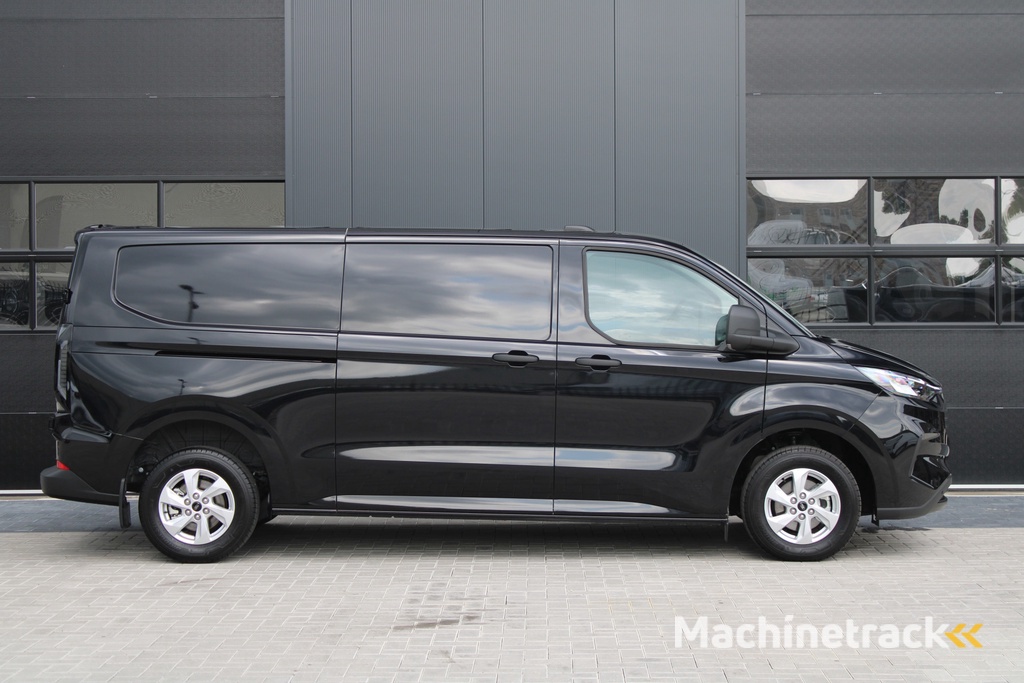 Ford Transit Custom 320 2.0 TDCI L2H1 Trend 170pk - 4x4 AWD - 2x Schuifdeur - Carplay - Android - Camera - Stoelverwarming - Verwarmd stuurwiel - Rijklaar