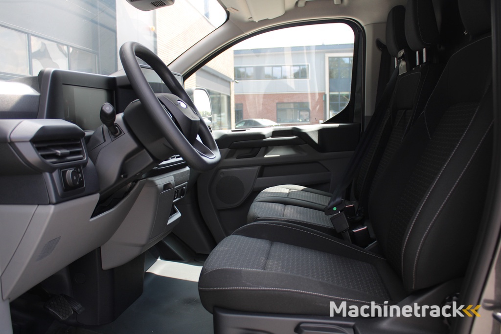 Ford Transit Custom 320 2.0 TDCI L2H1 Trend 170pk - Carplay - Android - Camera - LED - Stoelverwarming - 70l tank - Rijklaar