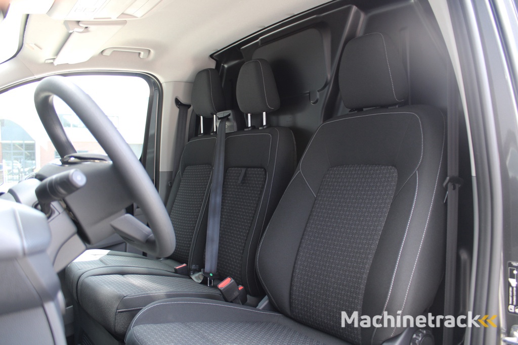 Ford Transit Custom 320 2.0 TDCI L2H1 Trend 170pk - Carplay - Android - Camera - LED - Stoelverwarming - 70l tank - Rijklaar