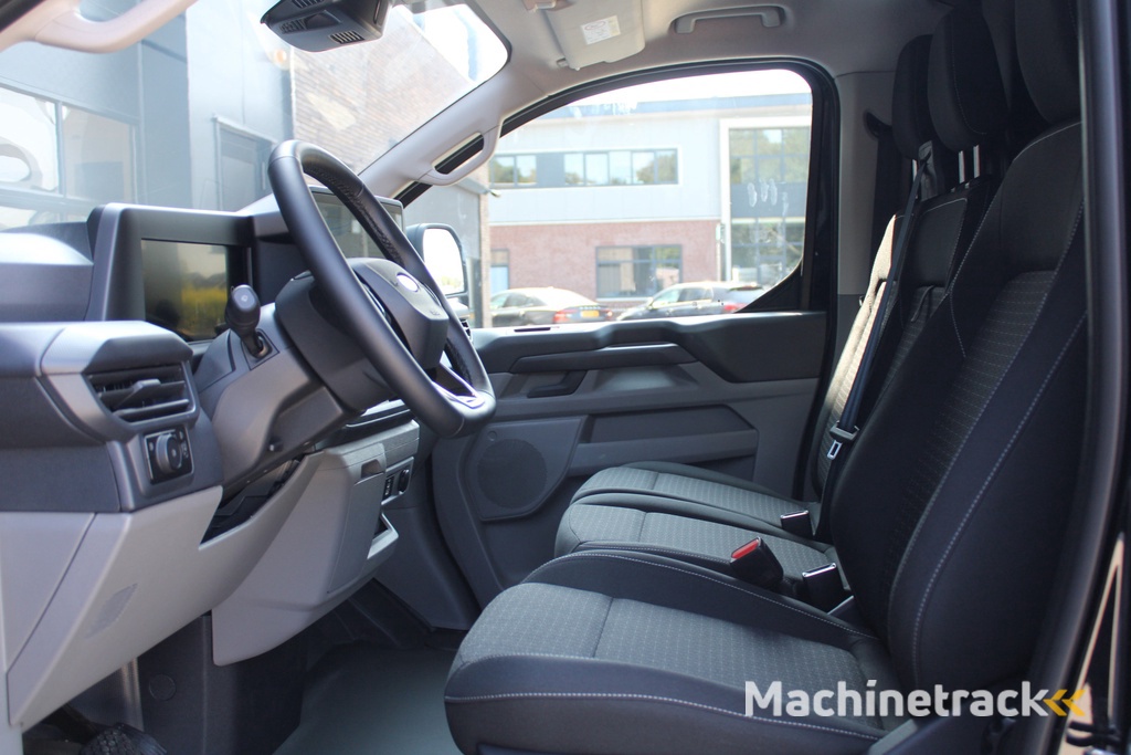 Ford Transit Custom 320 2.5 PHEV L2H1 Trend 232pk - 2x Schuifdeur - Adaptive Cruise - Blind Spot - Navigatie - Camera - Verwarmd Stuur - Rijklaar