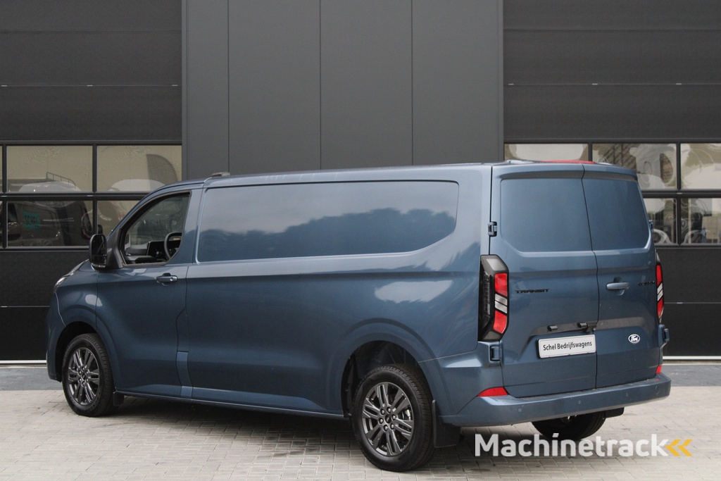 Ford Transit Custom 320 2.0 TDCI L2H1 Limited 170pk - Adaptive Cruise - Blind spot - Navigatie - Camera - Draadloos laden - Stoelverwarming - Rijklaar