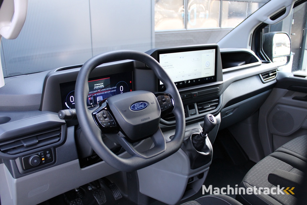 Ford Transit Custom 320 2.0 TDCI L2H1 Trend 136pk - 2x Schuifdeur - Carplay - Android - Camera - Trekhaak - Stoelverwarming -70l tank - Rijklaar