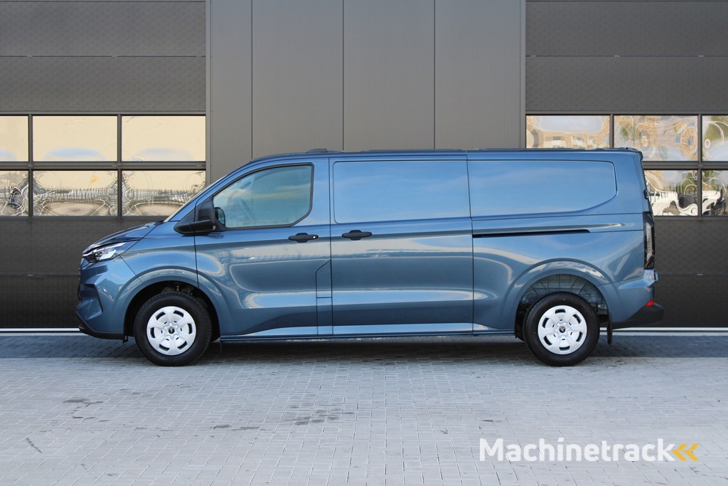 Ford Transit Custom 320 2.0 TDCI L2H1 Trend 136pk - 2x Schuifdeur - Carplay - Android - Camera - Trekhaak - Stoelverwarming -70l tank - Rijklaar
