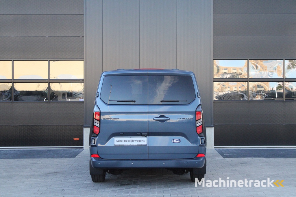 Ford Transit Custom 320 2.0 TDCI L2H1 Limited DC 136pk - 5 Zits - 360 Camera - Blind Spot - Stoelverwarming - Navi - ACC - Rijklaar