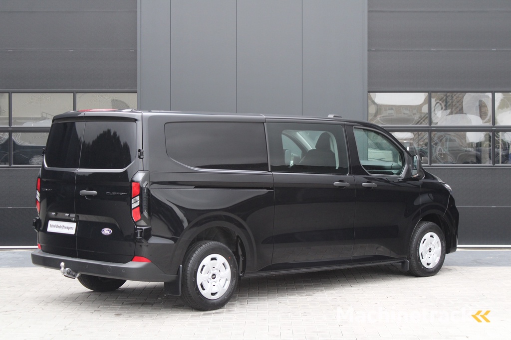 Ford Transit Custom 320 2.0 TDCI L2H1 Trend DC 136pk - Trekhaak - Camera - Stoelverwarming -  Carplay/Android - Rijklaar