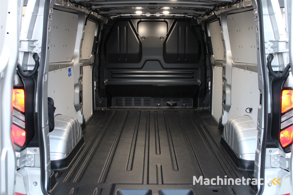 Ford Transit Custom 320 2.0 TDCI L2H1 Limited 170pk - 2x Schuifdeur - Adaptive Cruise - Blind spot - Navigatie - Camera - Draadloos laden - Stoelverwarming - Rijklaar
