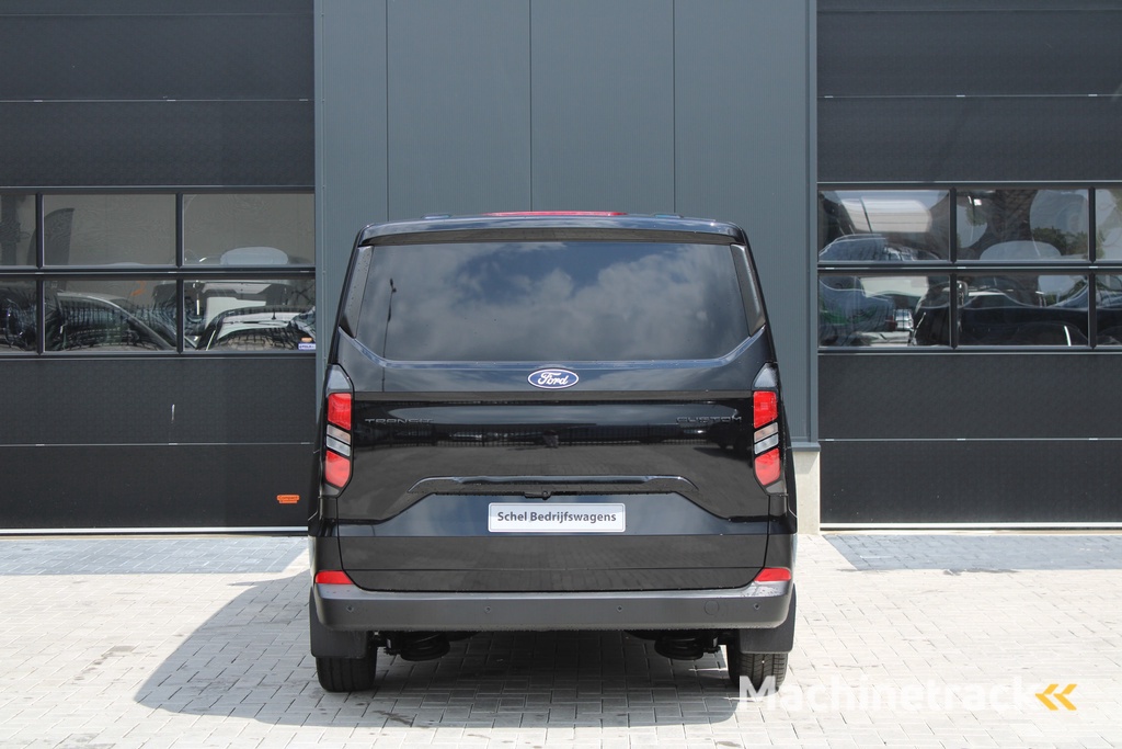 Ford Transit Custom 320 2.0 TDCI L2H1 Trend 170pk  - Achterklep - Carplay - Android - LED koplampen - Stoelverwarming - 70l tank - Rijklaar