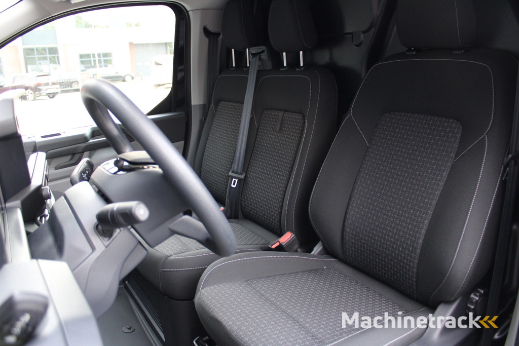 Ford Transit Custom 320 2.0 TDCI L2H1 Trend 170pk  - Achterklep - Carplay - Android - LED koplampen - Stoelverwarming - 70l tank - Rijklaar