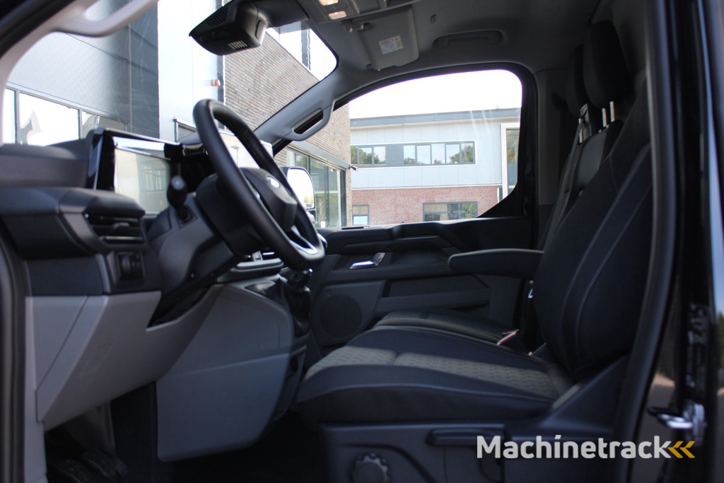 Ford Transit Custom 320 2.0 TDCI L2H1 Limited 150pk - Adaptive Cruise - Verwarmd stuur - Blind spot - Navigatie - Camera - Draadloos laden - Rijklaar