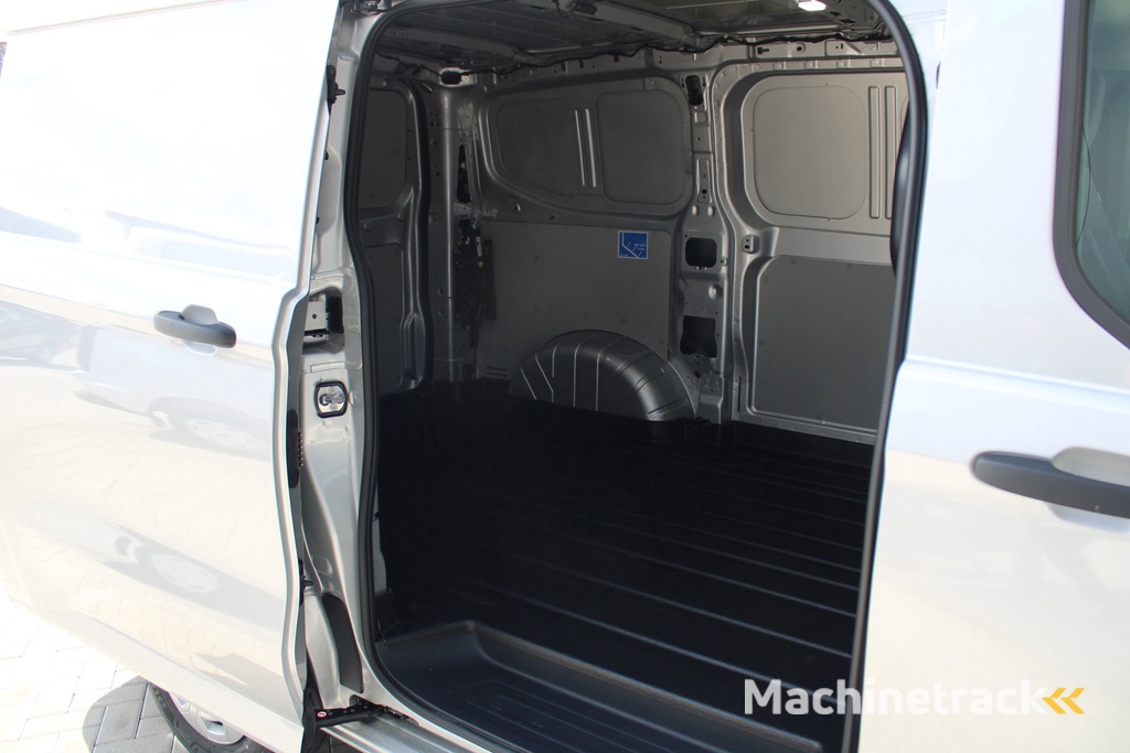 Ford Transit Custom 300 2.0 TDCI L1H1 Trend 136pk - Carplay - Android - Camera - LED - Stoelverwarming - 70l tank - Rijklaar