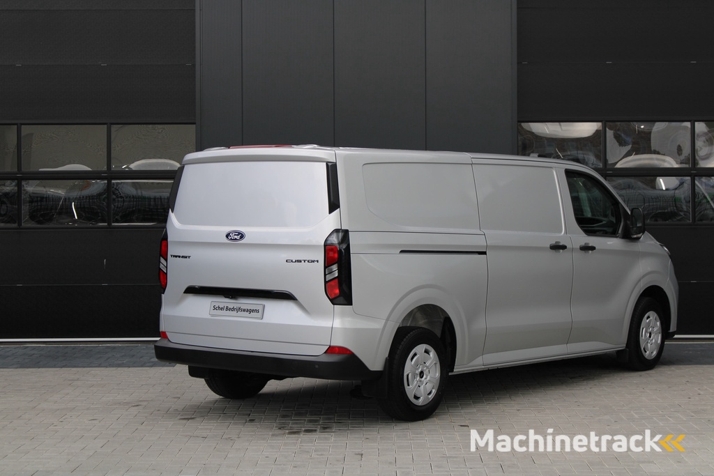 Ford Transit Custom 320 2.0 TDCI L2H1 Trend 136pk - 2x Schuifdeur - Achterklep - Carplay - Android - LED koplampen - Stoelverwarming - 70l tank - Rijklaar