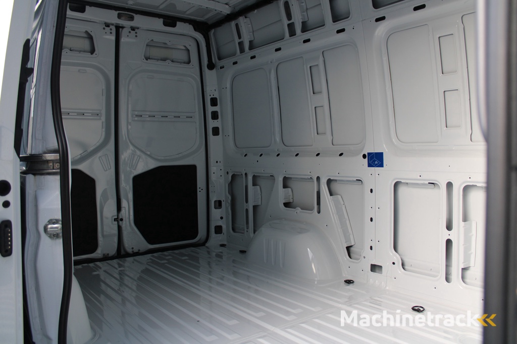 Mercedes-Benz Sprinter 317CDI L2H2 Pro  - Mbux 10 - Airco - Camera - Bind spot - Cruise - Comfortstoel - Rijklaar