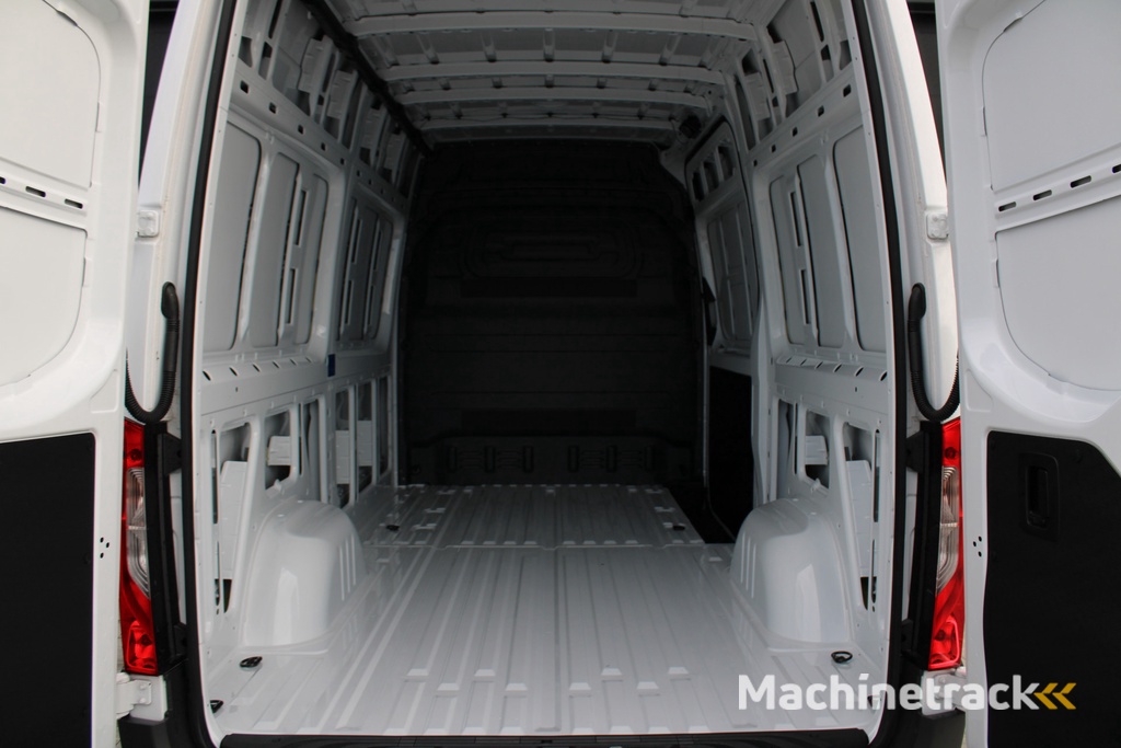 Mercedes-Benz Sprinter 317CDI L2H2 Pro  - Mbux 10 - Airco - Camera - Bind spot - Cruise - Rijklaar