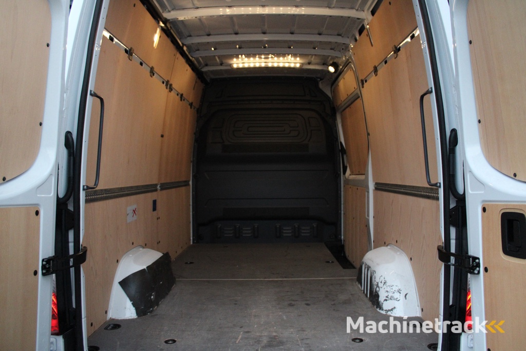 Mercedes-Benz eSprinter 314 L2H2 Pro 56kWh - Carplay - Camera - Betimmering - Cruise - Blind Spot - Rijklaar