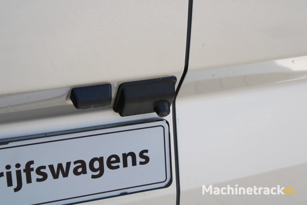 Ford Transit Custom 320 2.0 TDCI L2H1 Limited 170pk - Adaptive Cruise - Blind spot - Navigatie - Camera - Draadloos laden - Stoelverwarming - Rijklaar