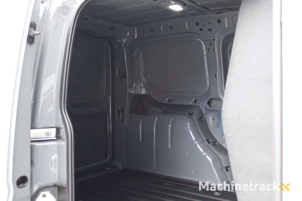 Volkswagen Caddy Cargo 2.0 TDI 122pk DSG7 - Carplay - Adaptive Cruise - Trekhaak - Navigatie - Dig. cockpit - Ergocomfort stoel - Stoelverwarming - Rijklaar