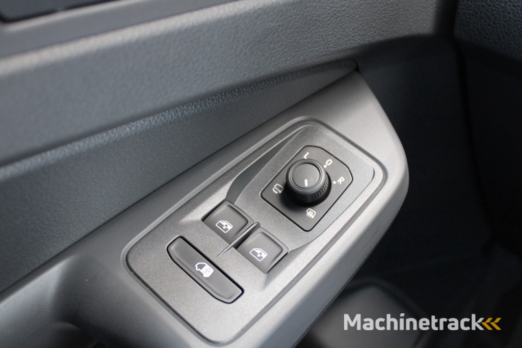 Volkswagen Caddy Cargo 2.0 TDI 122pk DSG7 - Carplay - Adaptive Cruise - Trekhaak - Navigatie - Dig. cockpit - Ergocomfort stoel - Stoelverwarming - Rijklaar