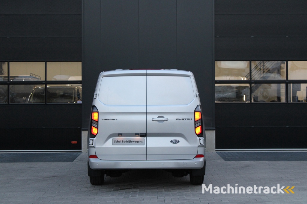 Ford Transit Custom 320 2.0 TDCI L2H1 Limited 170pk - 2x Schuifdeur - Adaptive Cruise - Blind spot - Navigatie - Camera - Draadloos laden - Stoelverwarming - Rijklaar