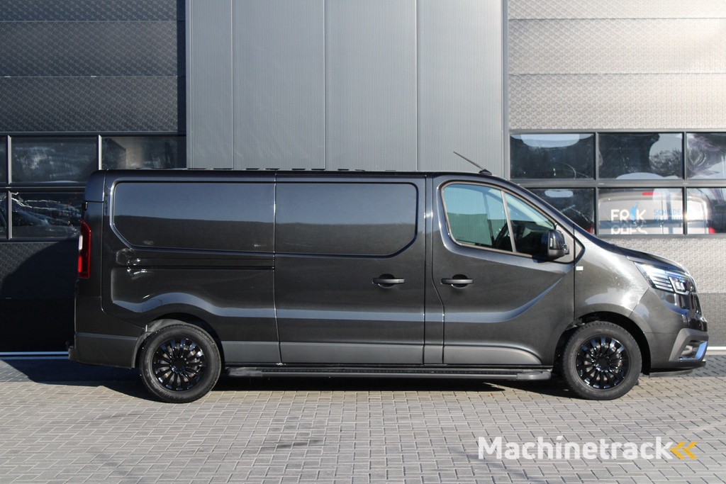 Renault Trafic 2.0 dCi 130 T30 L2H1 Work Edition 131pk - 2x Schuif - Trekhaak - LED - Cruise - Bluetooth - Airco - Rijklaar