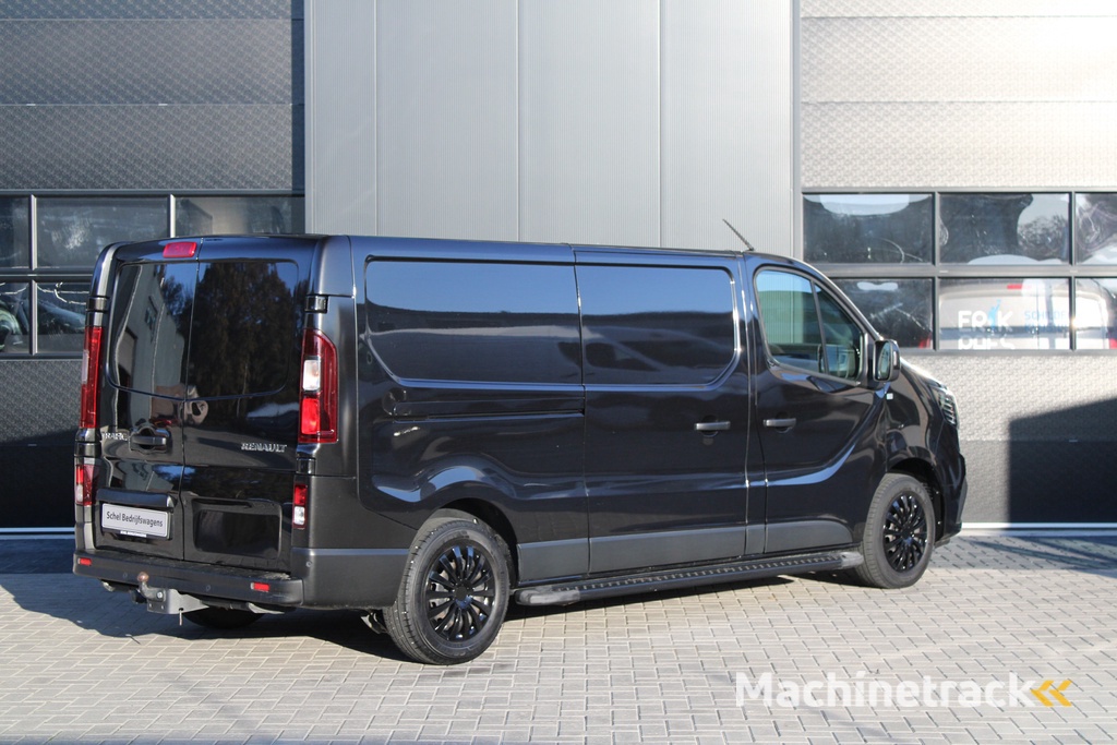 Renault Trafic 2.0 dCi 130 T30 L2H1 Work Edition 131pk - 2x Schuif - Trekhaak - LED - Cruise - Bluetooth - Airco - Rijklaar
