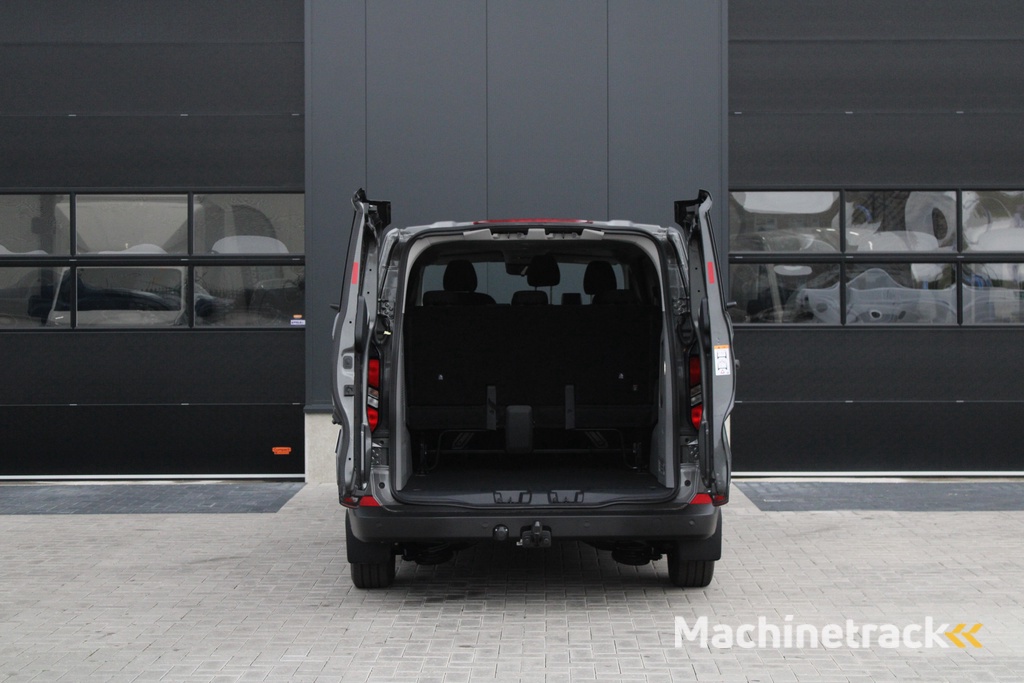 Ford Transit Custom 340 2.5 PHEV L2H1 Kombi Trend 9 zits - 2x Schuif - Navi - Trekhaak - LED - Stoel-stuurverwarming - Rijklaar