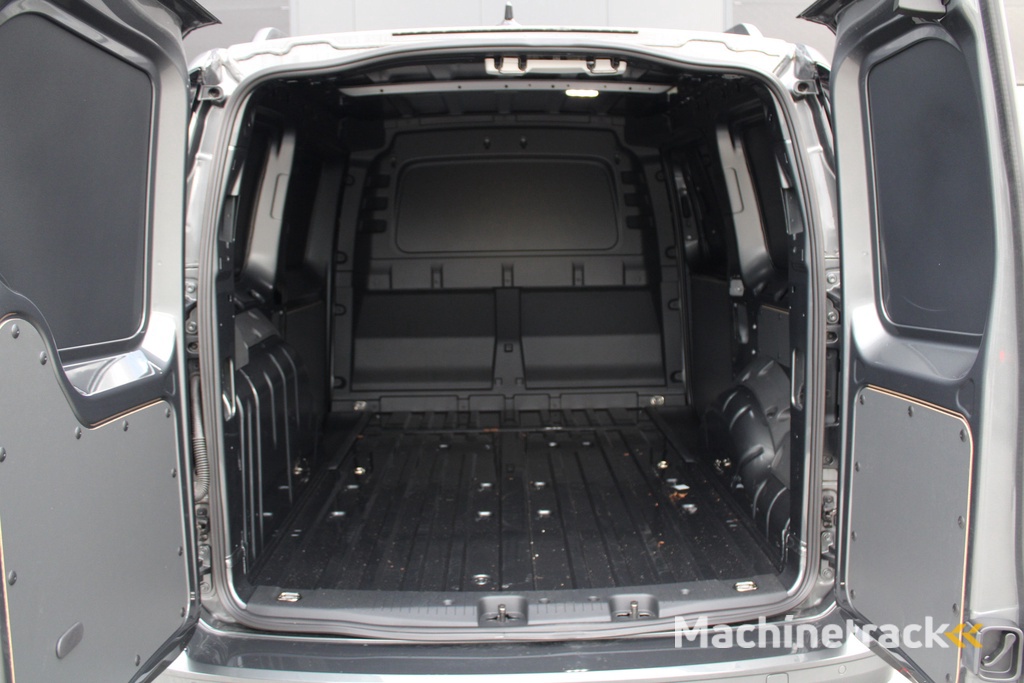 Volkswagen Caddy Cargo Maxi 2.0 TDI Style 102pk - Trekhaak - Carplay - Camera - LED - ErgoStoel - Rijklaar