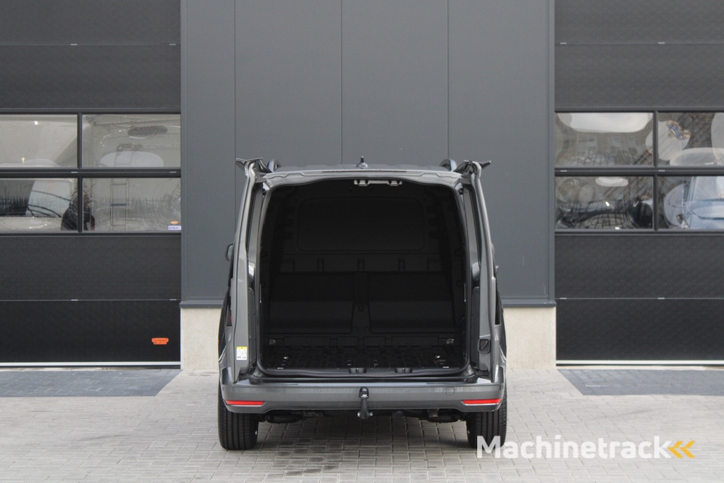 Volkswagen Caddy Cargo Maxi 2.0 TDI Style 102pk - Trekhaak - Carplay - Camera - LED - ErgoStoel - Rijklaar