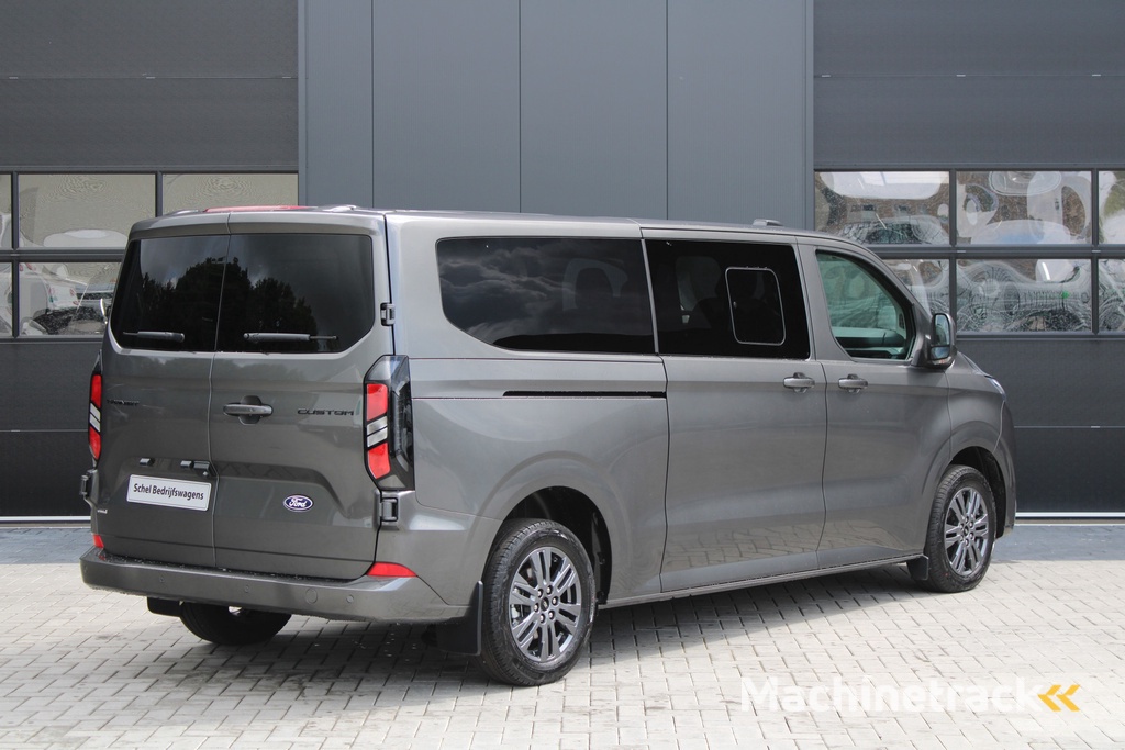 Ford Transit Custom 320 2.5 PHEV L2H1 Limited 232pk 8 Zits - 2x Schuif - Adaptive Cruise - Klimaat achterin - Keyless - Stoel/Stuurverwarming - Excl BTW - Rijklaar