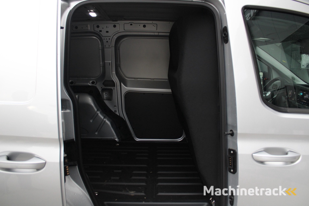 Volkswagen Caddy Cargo 2.0 TDI 122pk DSG7 - Carplay - Adaptive Cruise - Navigatie - Dig. cockpit - LED - Ergocomfort stoel - Stoelverwarming - All in prijs - Rijklaar