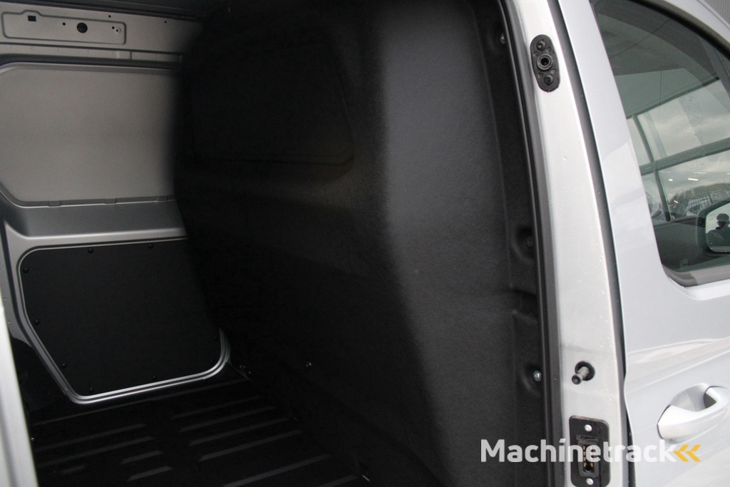 Volkswagen Caddy Cargo 2.0 TDI 122pk DSG7 - Carplay - Adaptive Cruise - Navigatie - Dig. cockpit - LED - Ergocomfort stoel - Stoelverwarming - All in prijs - Rijklaar