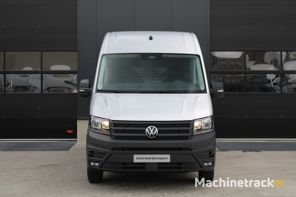 Volkswagen Crafter 30 2.0 TDI L3H3 140pk - Navigatie - DAB - Geveerde Stoel - Camera - Carplay - Rijklaar