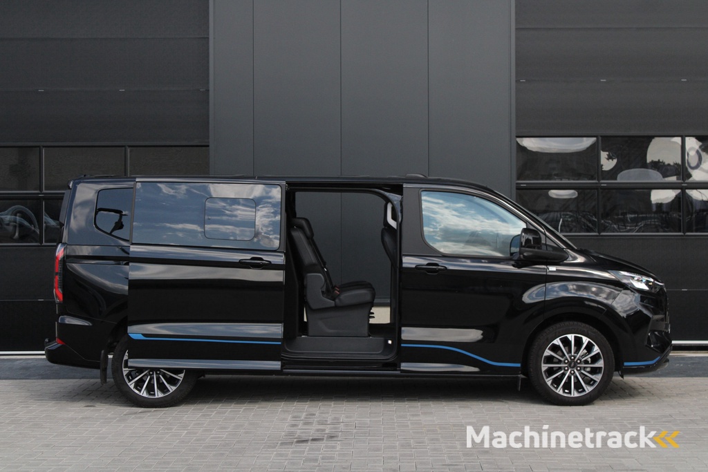 Ford Tourneo Custom 320 2.0 TDCI L2H1 Titanium X DC 170pk -  Adaptive Cruise - LED - Blind Spot - Leder - Navigatie - 360 Camera - Trekhaak - Rijklaar