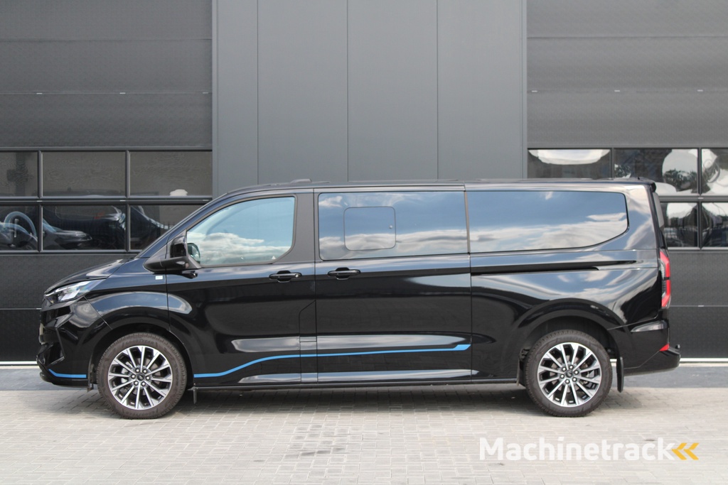 Ford Tourneo Custom 320 2.0 TDCI L2H1 Titanium X DC 170pk -  Adaptive Cruise - LED - Blind Spot - Leder - Navigatie - 360 Camera - Trekhaak - Rijklaar