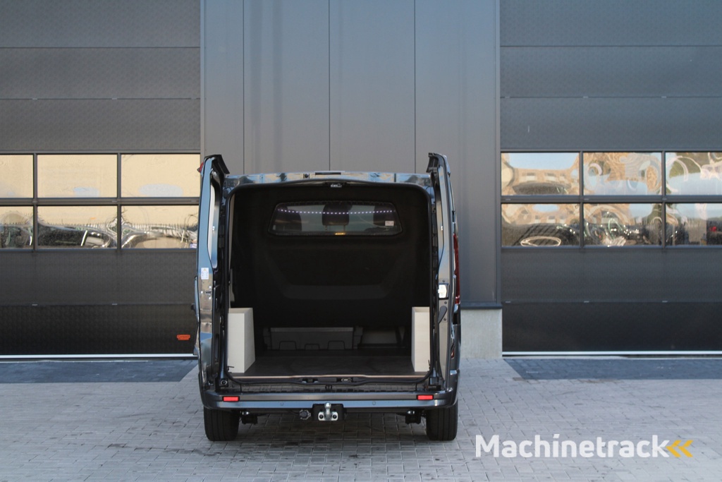 Renault Trafic 2.0 Blue dCi 170pk T29 L2H1 Extra DC - 2x Schuifdeur - Carplay - LED - Blind Spot - Navigatie - Camera - Trekhaak - Stoelverwarming - Rijklaar