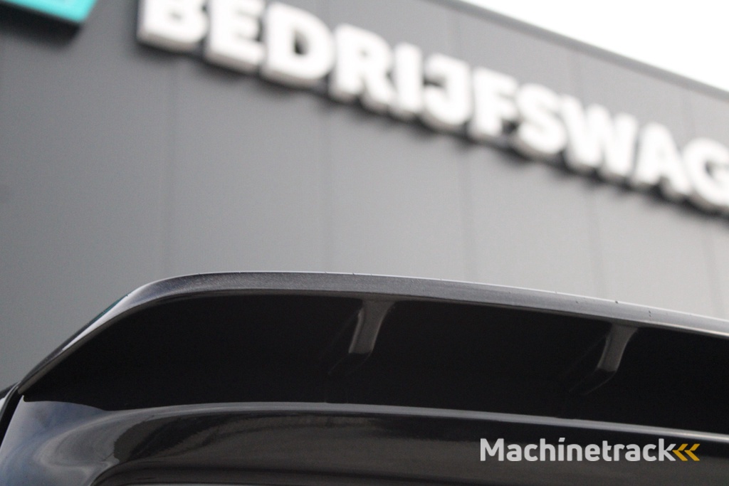 Ford Transit Custom 320 2.0 TDCI L2H1 Trend 170pk - 4x4 AWD - 18'' - Spoiler pack - 2x Schuifdeur - Adaptive Cruise  - Blind spot - Stoelverwarming - All In - Rijklaar