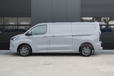 Minituur van Ford Transit Custom 320 2.0 TDCI L2H1 Limited 150pk - 2x Schuifdeur - Adaptive Cruise - Verwarmd stuur - Blind spot - Navigatie - Camera - Draadloos laden - Rijklaar