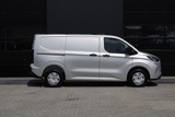 Minituur van Ford Transit Custom 300 2.0 TDCI L1H1 Trend 136pk - Carplay - Android - Camera - LED - Stoelverwarming - 70l tank - Rijklaar
