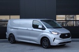 Minituur van Ford Transit Custom 320 2.0 TDCI L2H1 Limited 170pk - 2x Schuifdeur - Adaptive Cruise - Blind spot - Navigatie - Camera - Draadloos laden - Stoelverwarming - Rijklaar