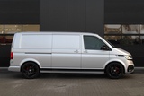 Minituur van Volkswagen Transporter 2.0 TDI L2H1 28 Bulli 150pk - 20 Inch - Camera - Trekhaak - Leder - ACC - LED - Rijklaar
