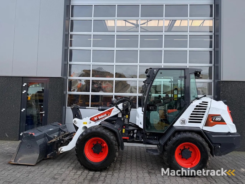 Bobcat L85 | A/C