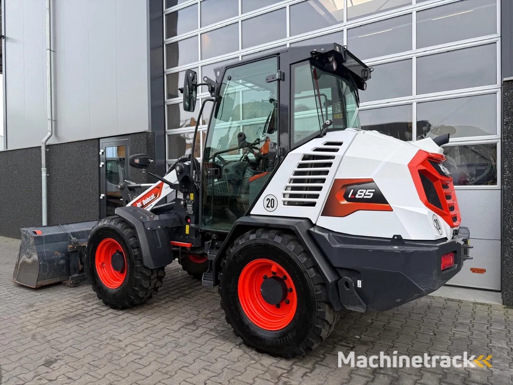 Bobcat L85 | A/C