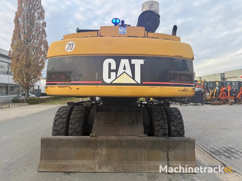 Caterpillar M322C
