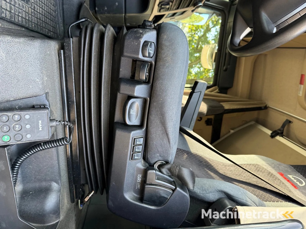 MAN TGA 26.510 Man TGX 26.510 HDD-Spoelboorinstallatie tracto